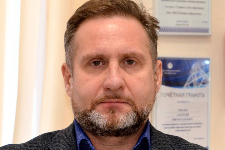 Андрей Тихов